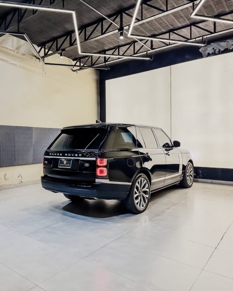 Range Rover Autobiography P400e thumbnail 2