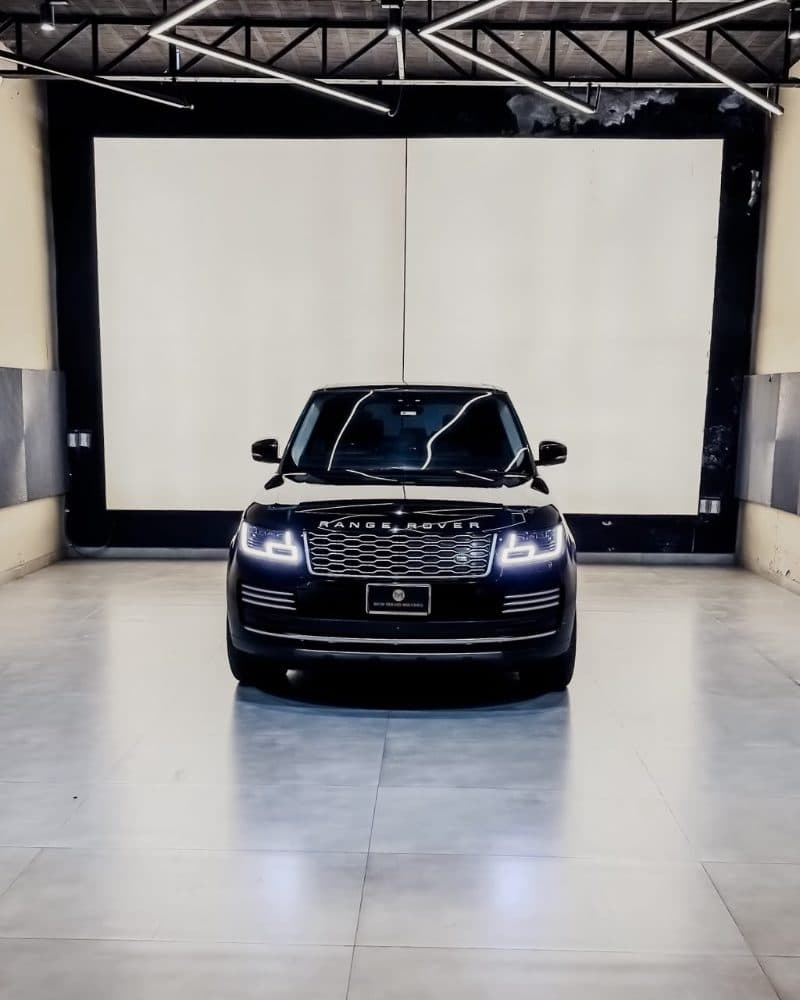 Range Rover Autobiography P400e — photo 1