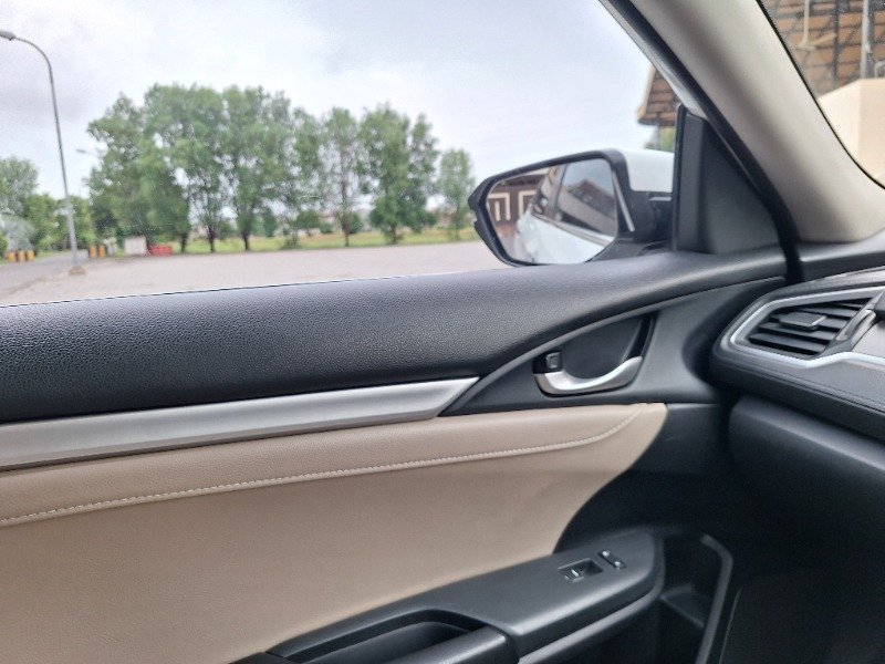 Honda Civic Oriel 1.8 i-VTEC CVT 2018 Lahore