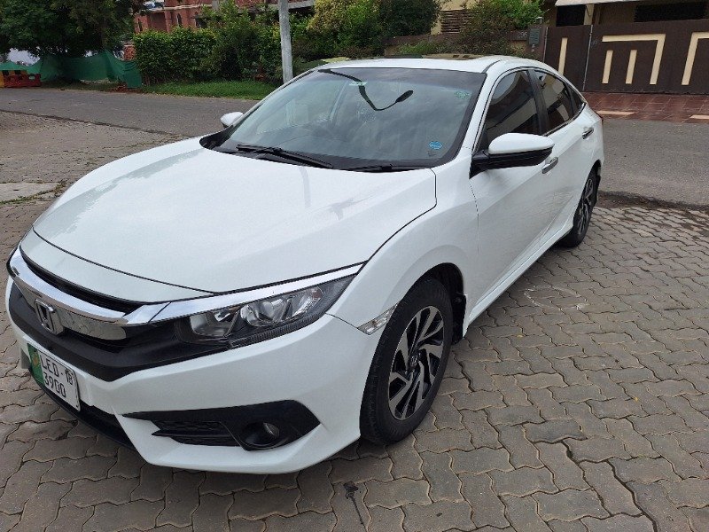 Honda Civic Oriel 1.8 i-VTEC CVT 2018 Lahore