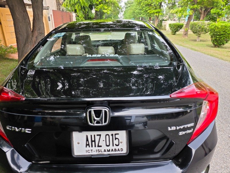 Lahore Honda Civic Oriel 1.8 i-VTEC CVT 2018