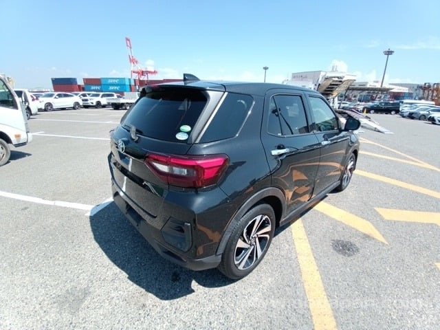 Toyota Raize 2020 black