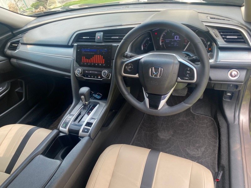 Honda CIVIC Orial Prosmatec 2018 bronze mica metallic
