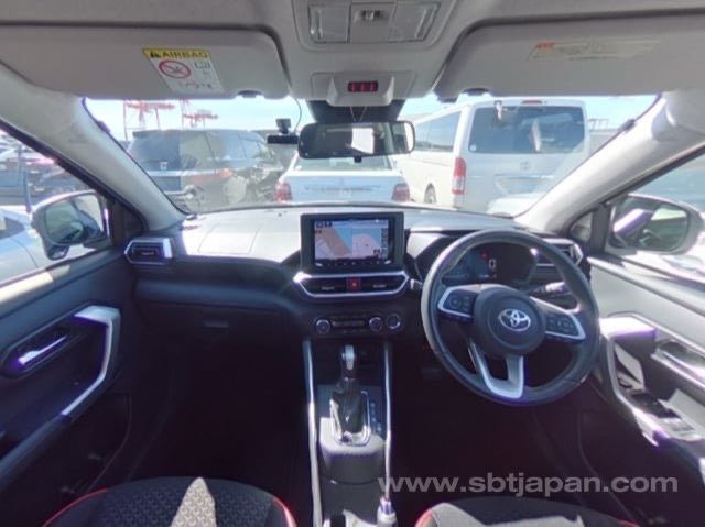 Toyota Raize 2020 black