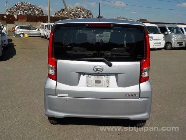 Daihatsu Move 2022 silver
