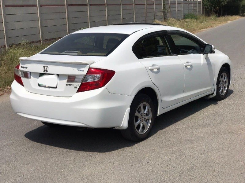 Honda Civic 2015 White