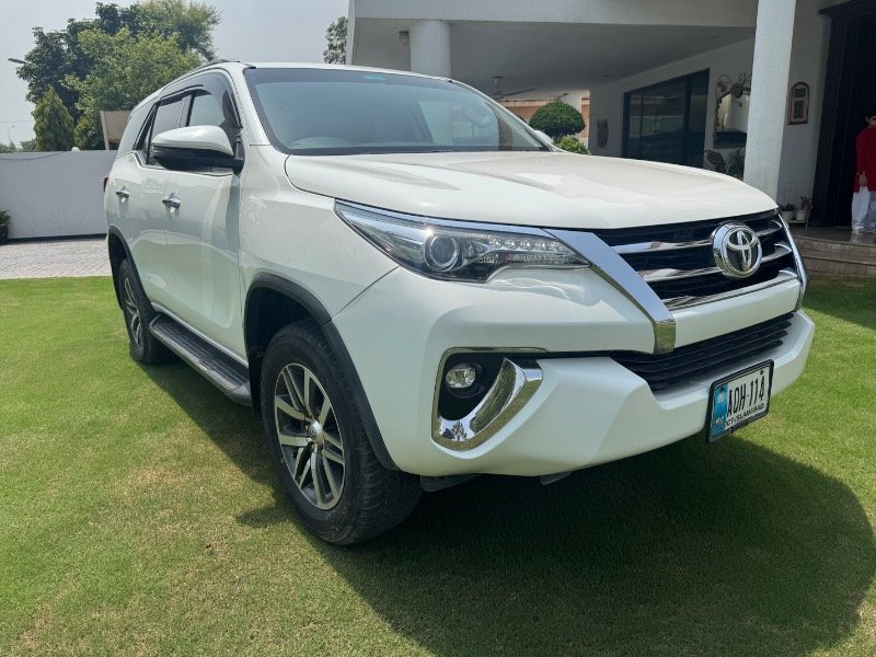 Lahore Toyota Fortuner 2,7 VVTI 2020