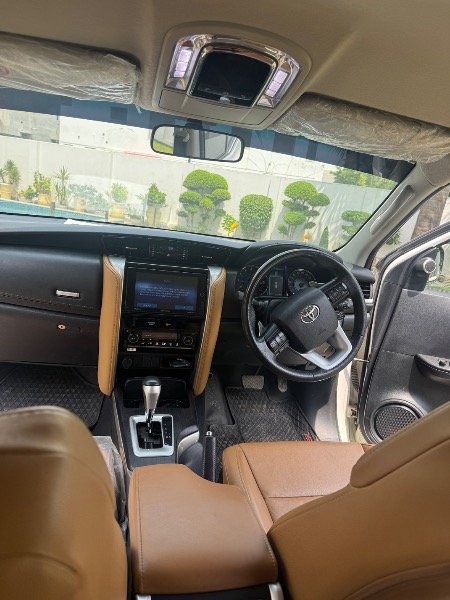 Lahore Toyota Fortuner 2,7 VVTI 2020