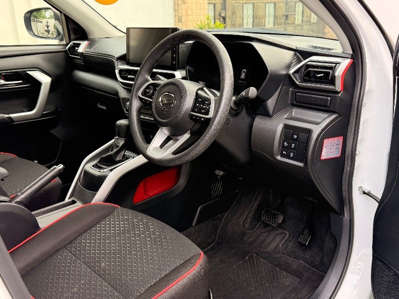 Daihatsu Rocky G 2020 Lahore