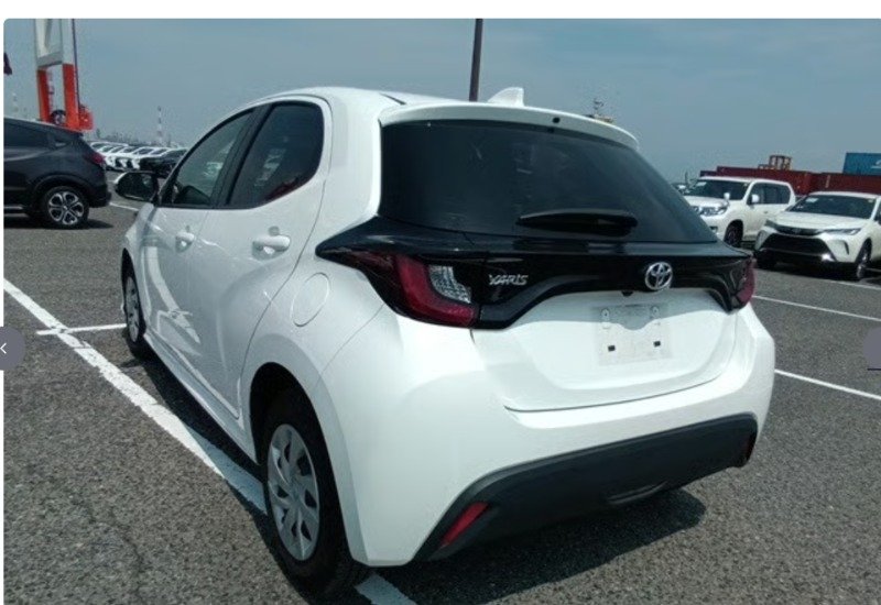 Toyota Yaris Hatchback 2022 White