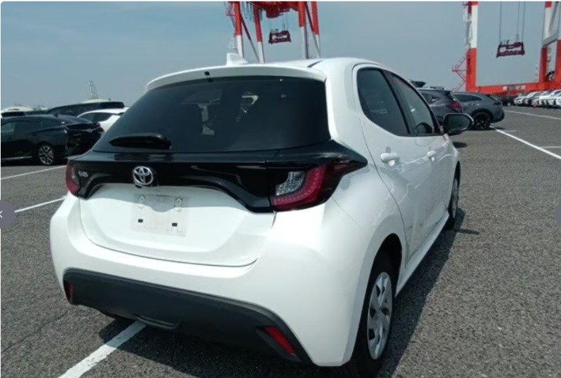 Toyota Yaris Hatchback 2022 White