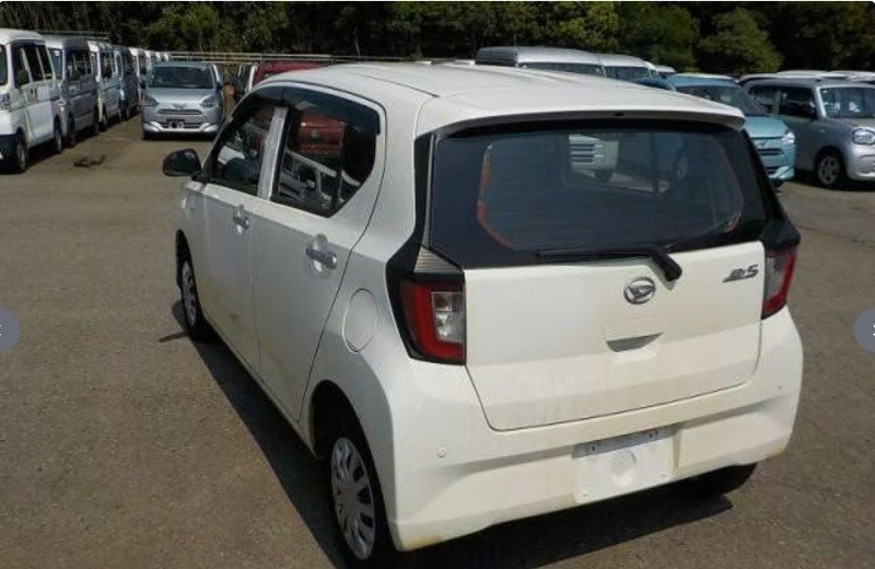 Daihatsu Mira 2022 White