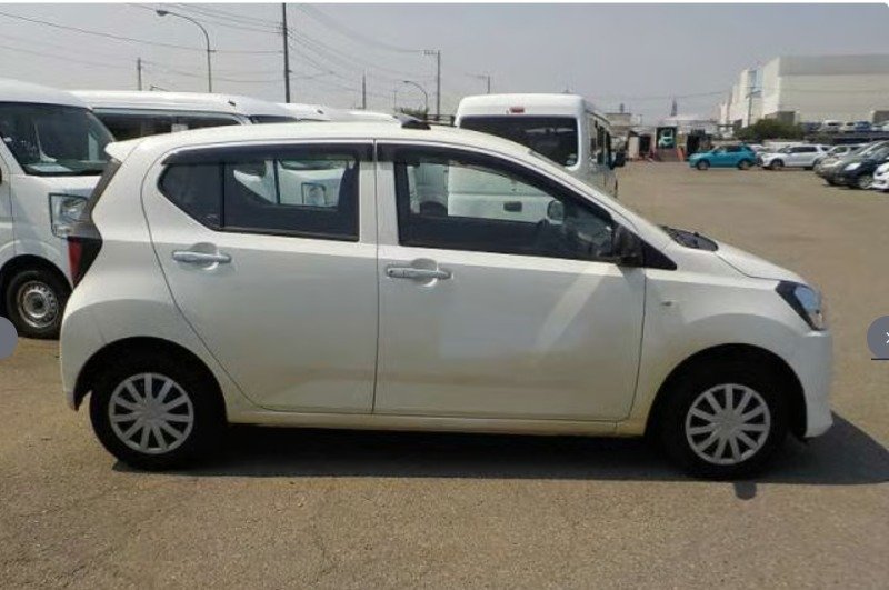 Daihatsu Mira 2022 White
