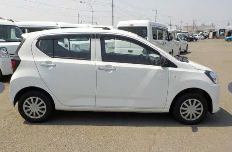 Daihatsu Mira 2022 White