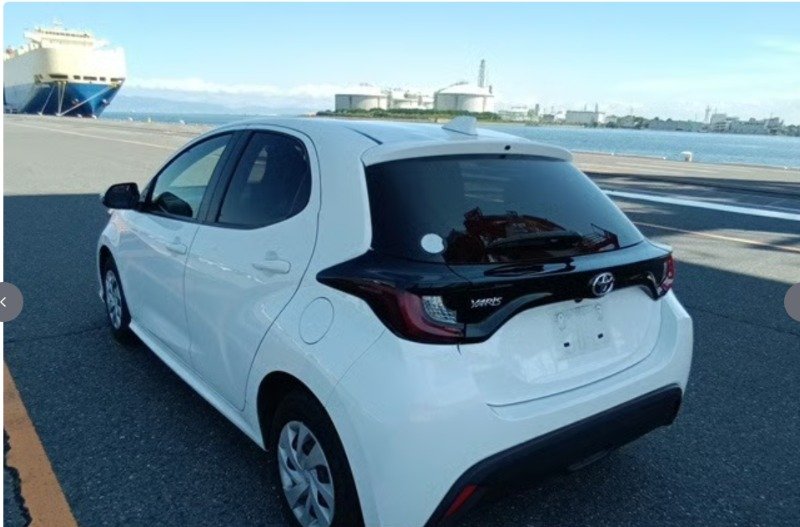 Toyota Yaris Hatchback 2022 White