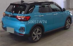 Toyota Raize 2020 blue