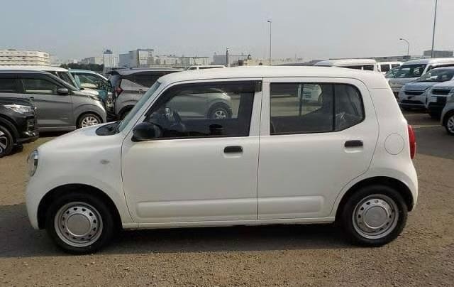 Suzuki Alto 2022  Solid White
