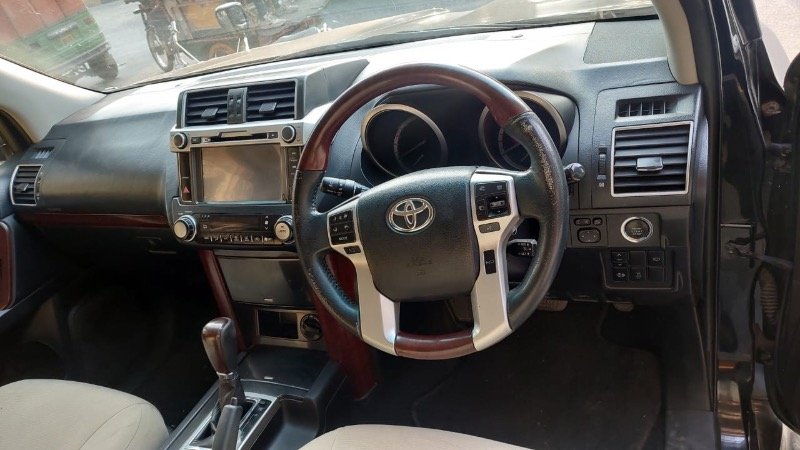 Toyota Prado TX L Package 2.7 2012 Lahore
