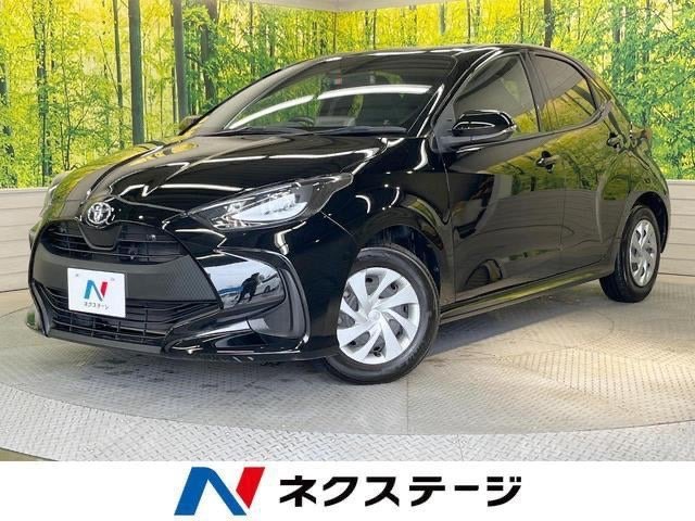 Toyota Yaris Hatchback 2022 black 2025 FRESH CLEAR 4 GRADE