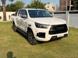 Toyota Hilux Revo V Automatic 2.8 2021 Lahore