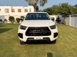 Toyota Hilux Revo V Automatic 2.8 2021 Lahore